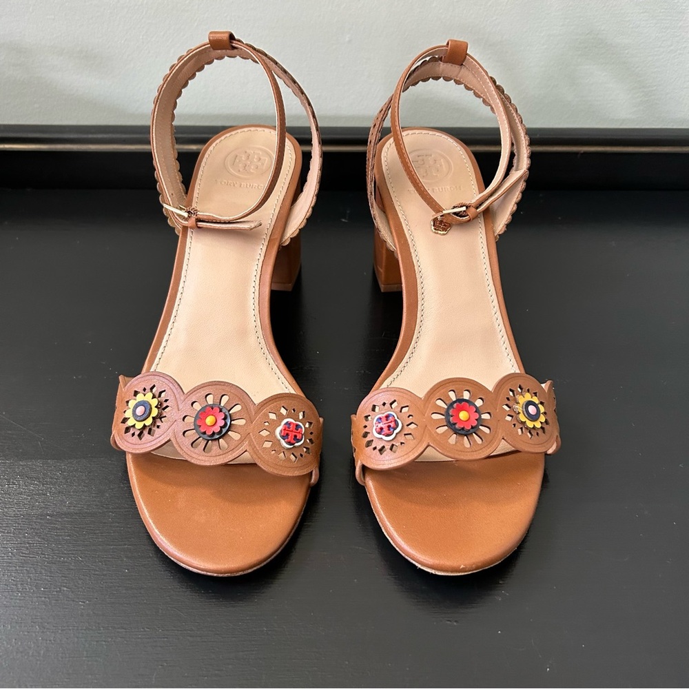 Tory Burch Marguerite Tan Leather Floral Perforated Block Heel Sandals, Size 8M